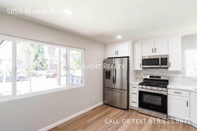 Photo - 5059 Alumni Pl Unidad A