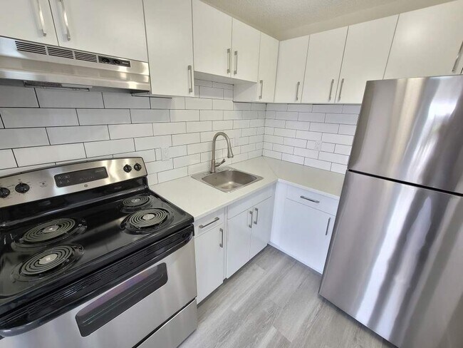 Photo - Mainstreet 1310