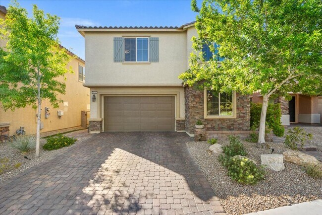 Photo - Entertainer's Dream 4Bd Home with Designer Finishes & Outdoor Kitchen