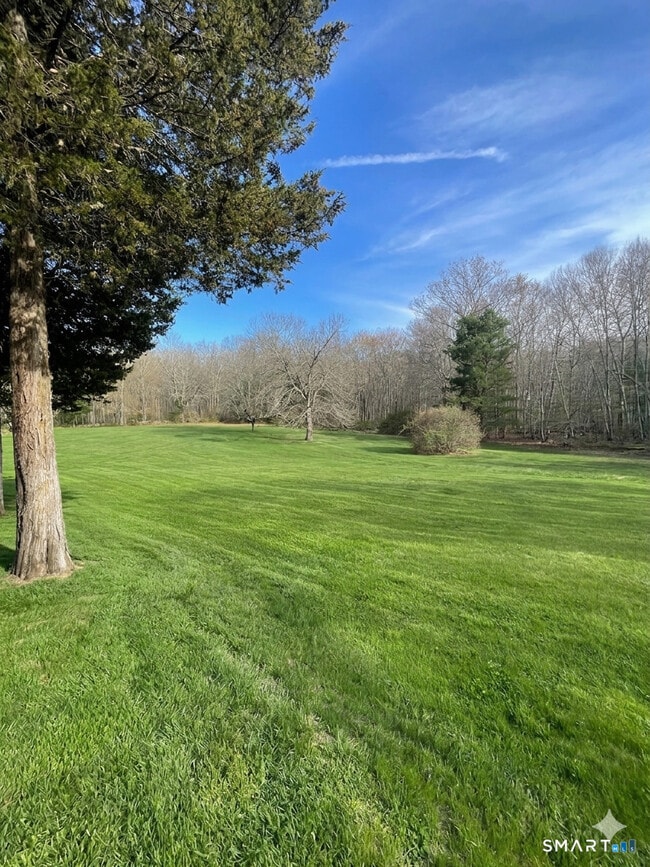 Photo - 755 Scotland Rd