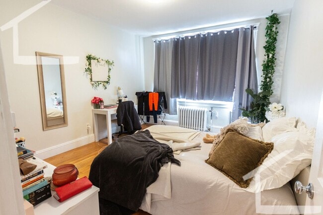 Photo - 368 Chestnut Hill Ave