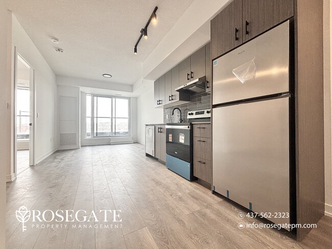Photo - Modern 1+Den Condo with Balcony, Parking & Locker – Internet Included – Pet Friendly – Burlington Unit 207