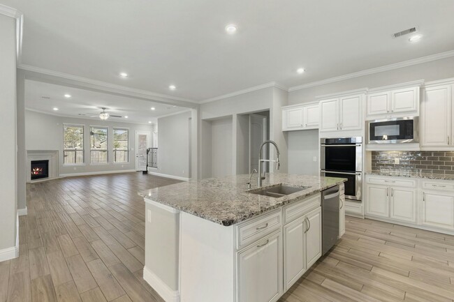 Building Photo - 18855 Collins View Dr Rental