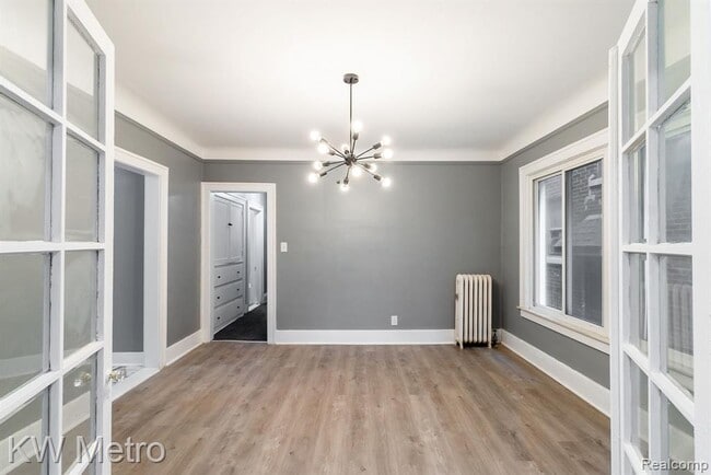 Photo - 3037 Calvert Ave
