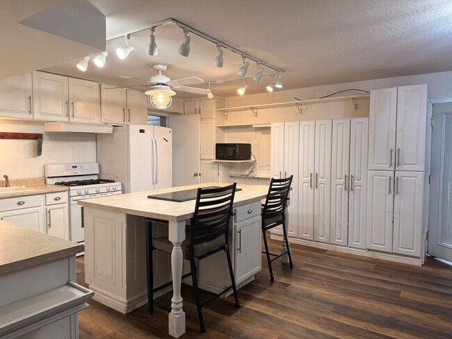 Photo - Great Post Falls Location!