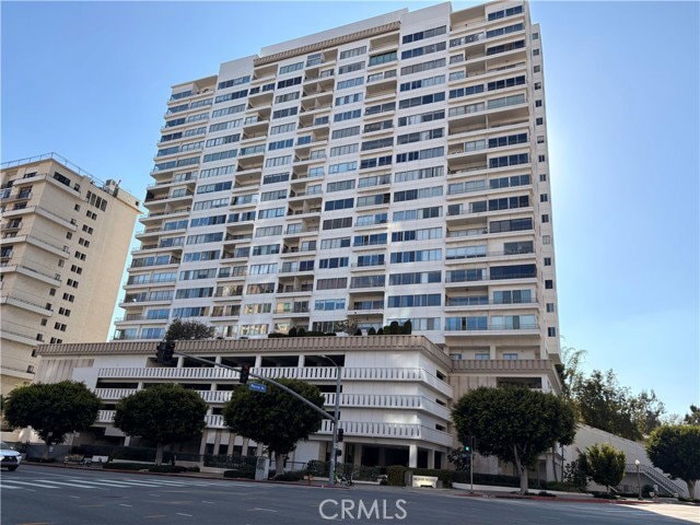 Building Photo - 10501 Wilshire Blvd