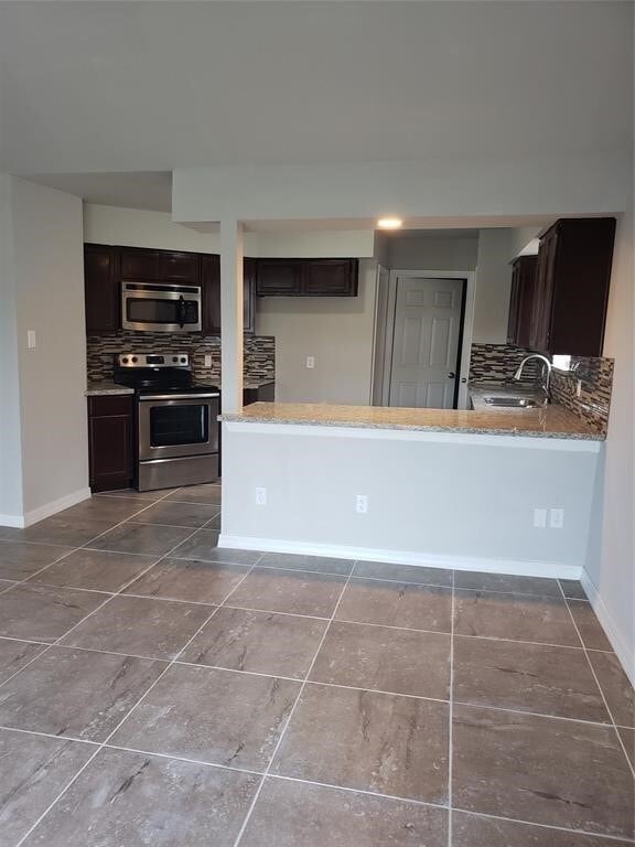 3304 Sandpiper Dr