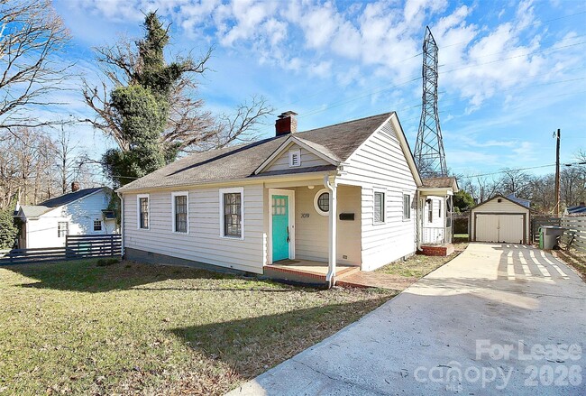 Building Photo - 2019 Highland St