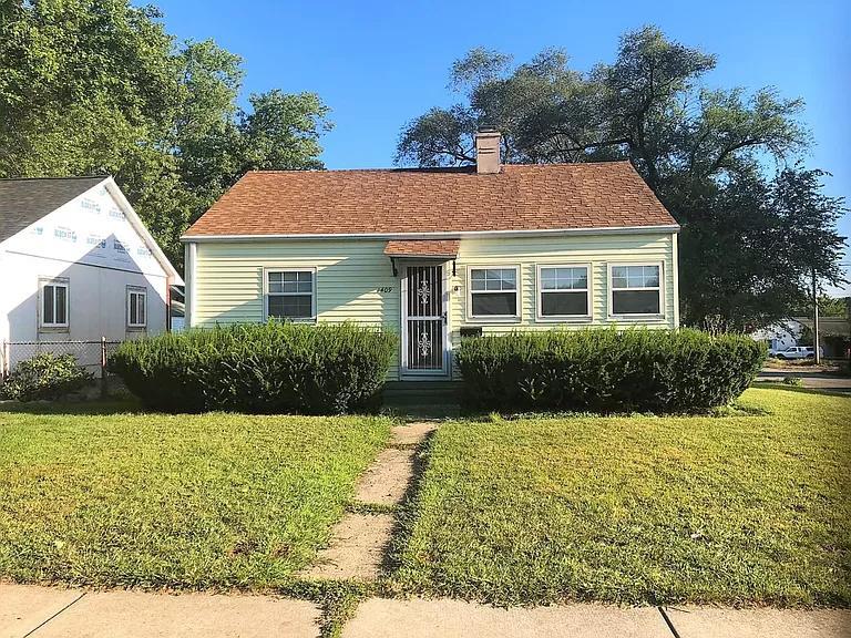 Photo - 1409 E Dubail Ave