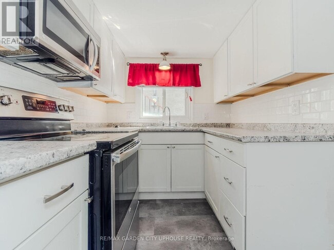 Photo - 12 Beachaven Dr