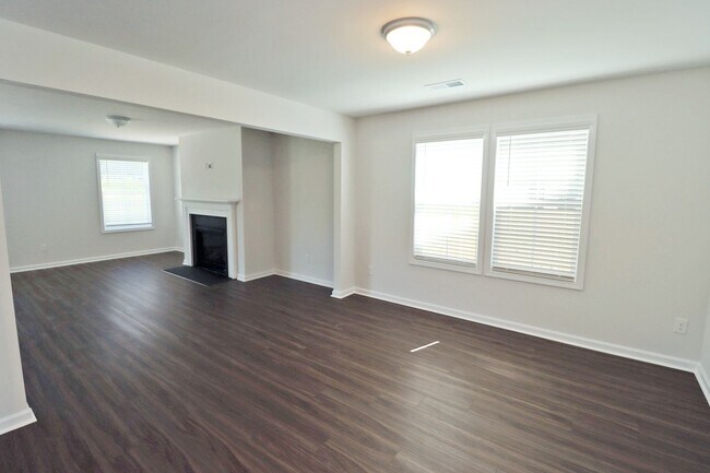 Photo - Beautiful Home in PRIME Lexington location!