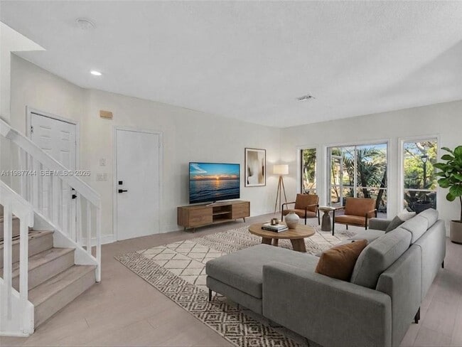 Photo - 11407 Lakeview Dr