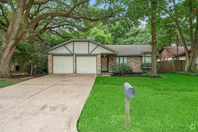 Building Photo - 9715 Lawngate Dr Rental