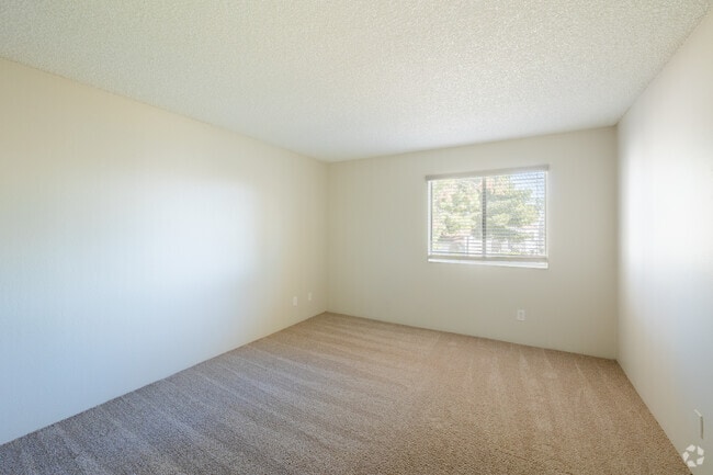 1BR 1BA - 751SF - Bedroom