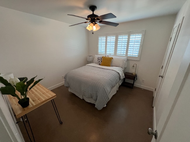 Photo - 6438 E Sheridan St