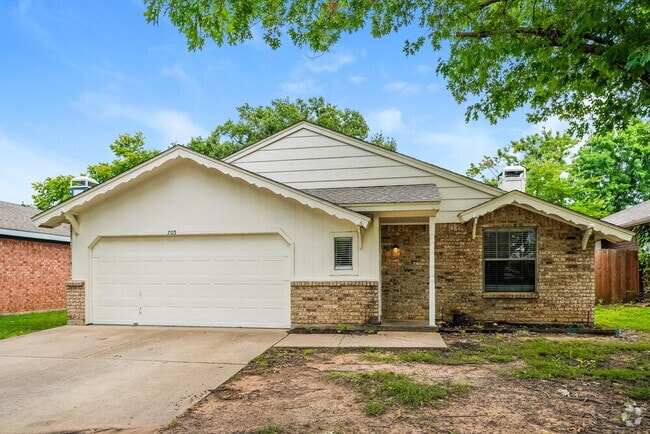 Building Photo - 705 Nightingale Cir Rental