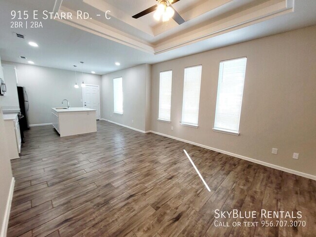 915 E Starr Rd Unidad C