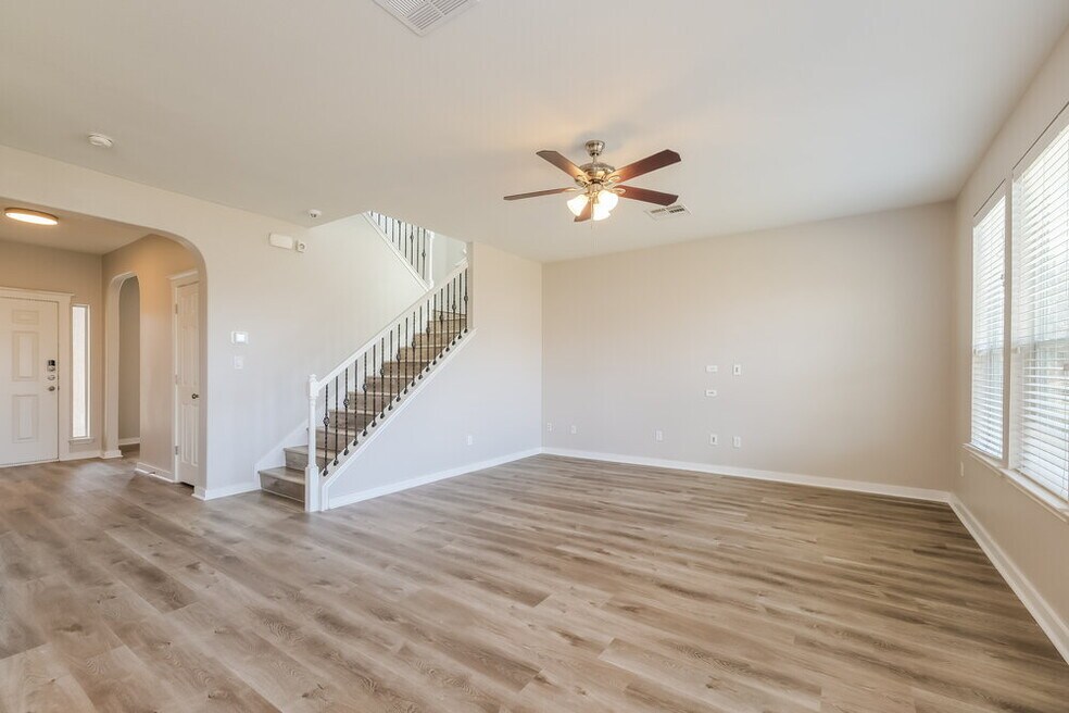 603 Irvin Dr