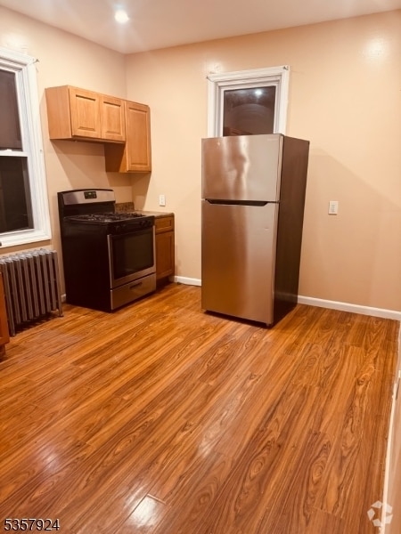 Building Photo - 74 Sanford Pl Rental