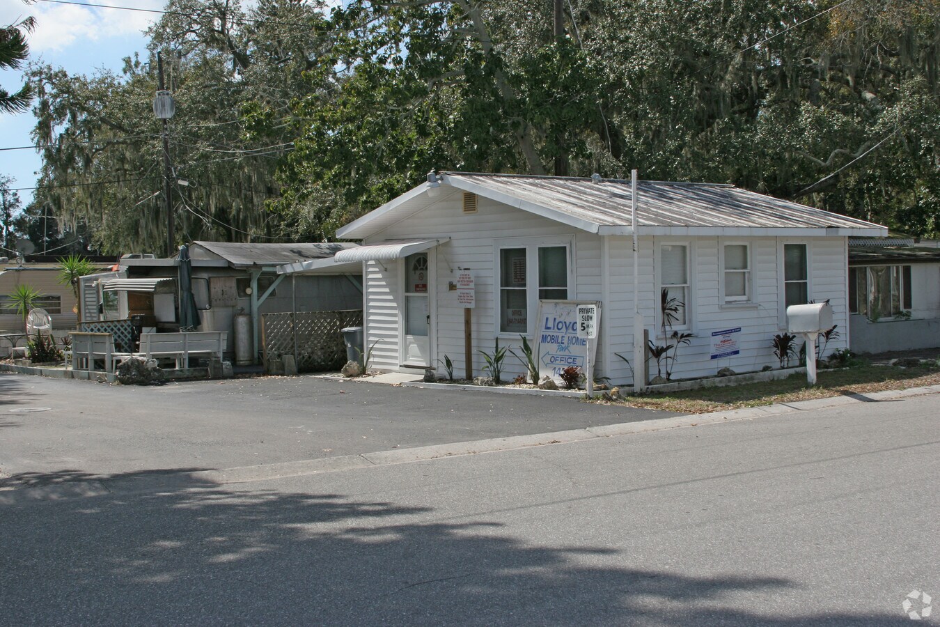 Photo - Bradenton Estates Apartments