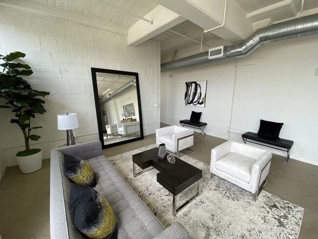 Tailor Lofts