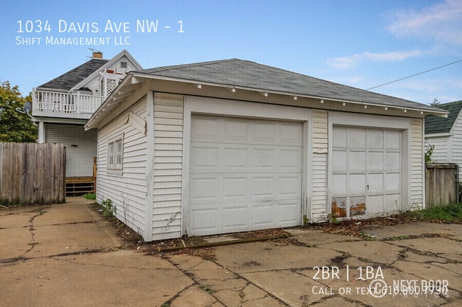 Photo - 1034 Davis Ave NW Unidad 1