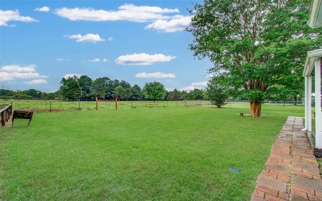 Photo - 15510 Cypress Garden Dr