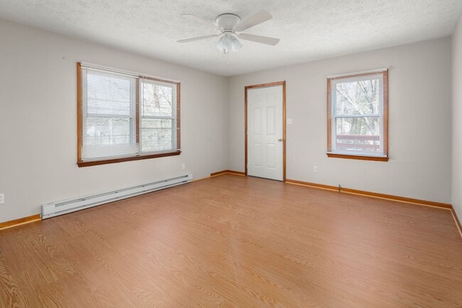 Photo - Haw Creek House