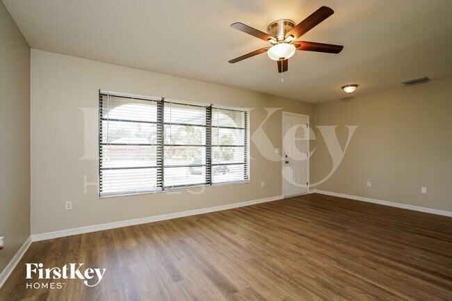 Photo - 1125 SE 33rd Terrace