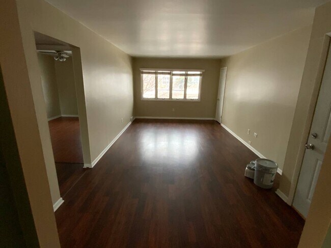 Photo - 320 Center Ave Unit 3