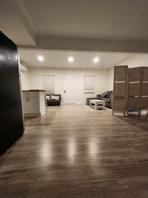 Photo - 61 Oxford Brook Way