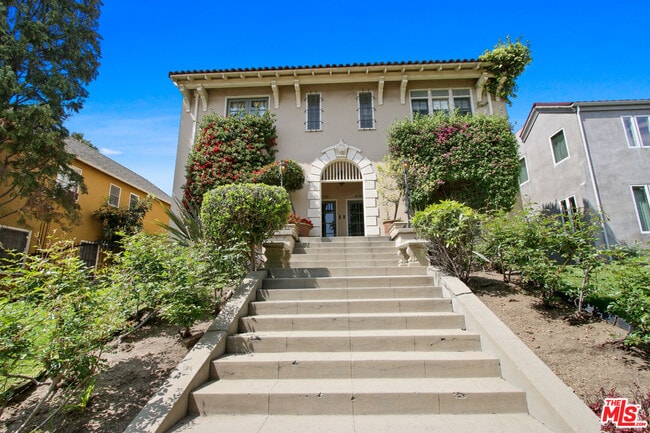 Photo - 619 N Plymouth Blvd Unit 619