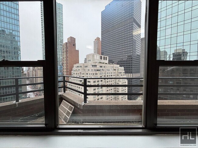 Photo - EAST 57 STREET Unidad PHB