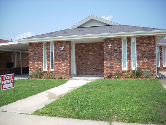 Building Photo - 8505 Valor Dr