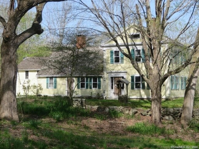 Photo - 21 Page Rd House