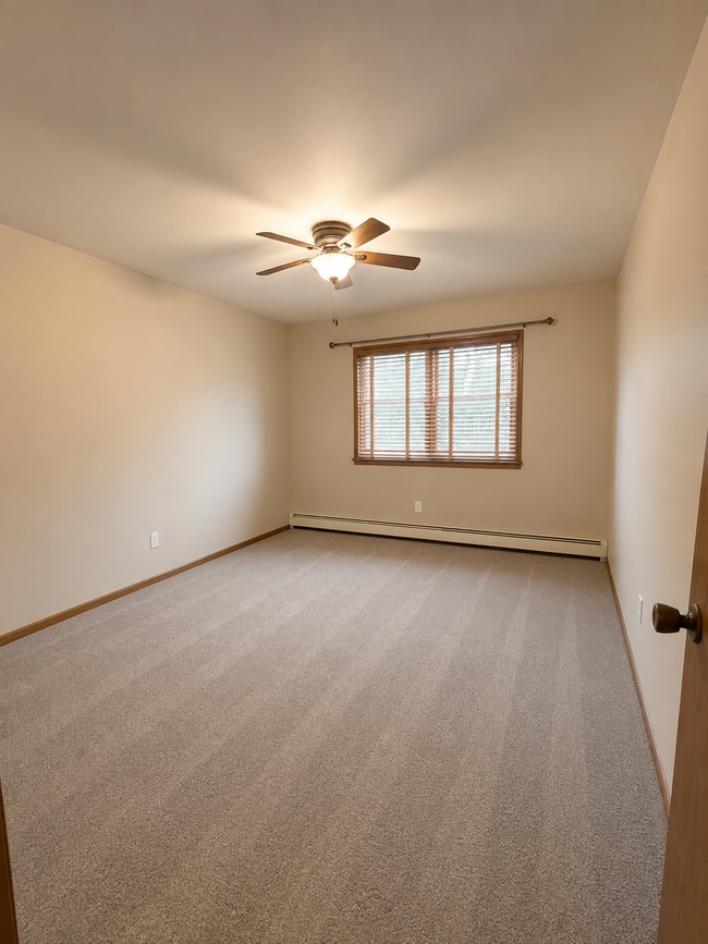 Bedroom - 5700 W Wahner Ave Unit 116