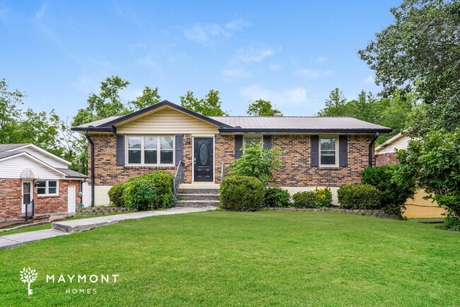 Building Photo - 127 Evergreen Cir