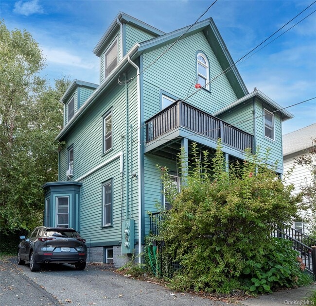 Building Photo - 6 Prospect St Unit 1 Rental