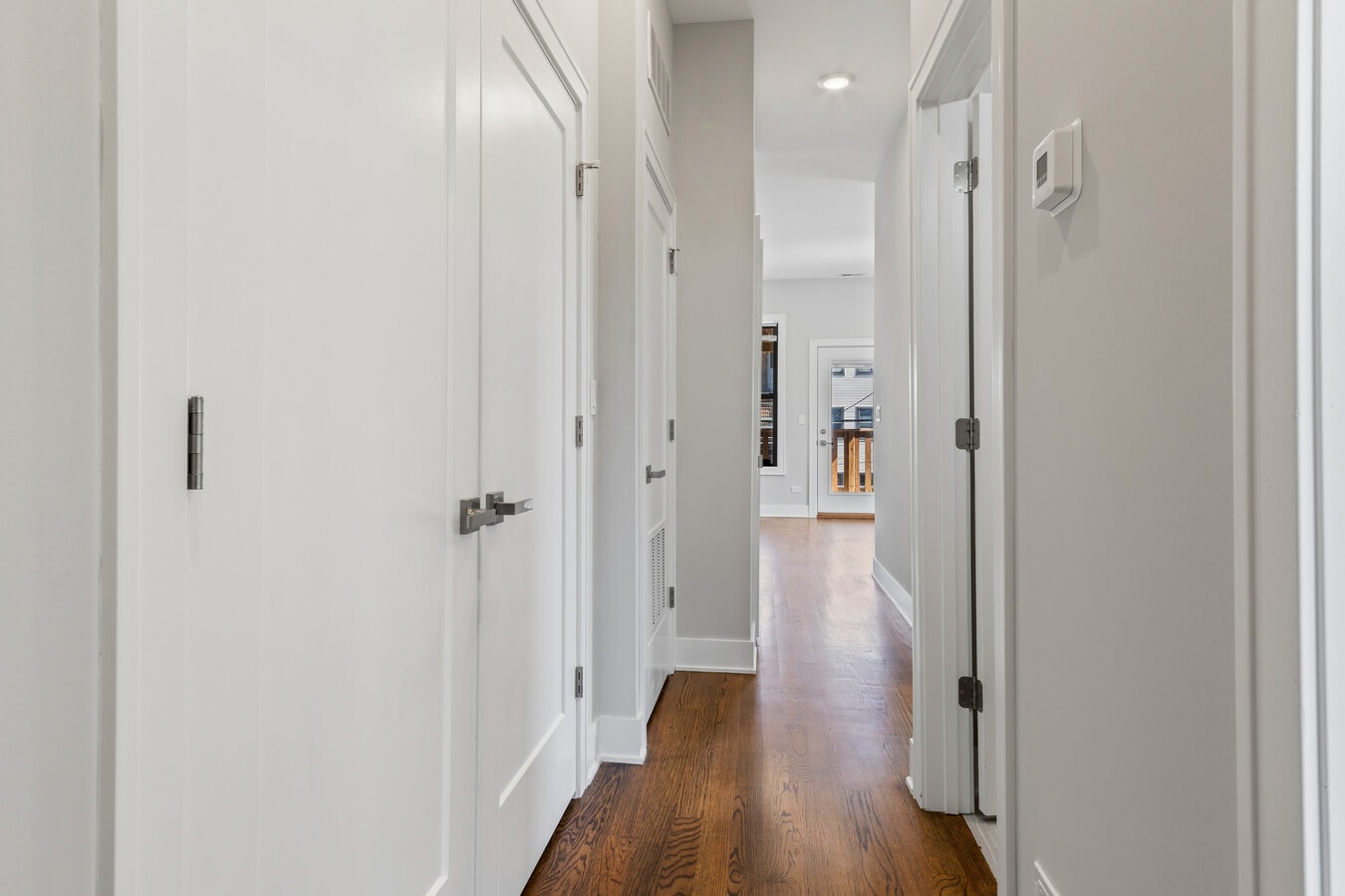 Photo - 1470 W Summerdale Ave Unidad 1RE