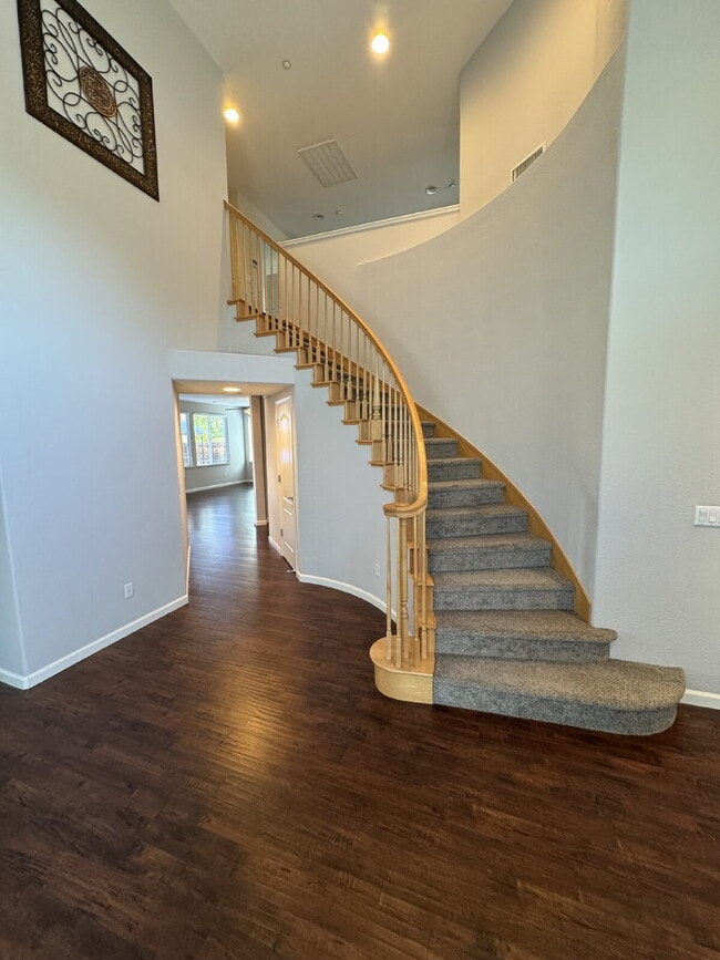 Photo - Beautiful 4 Bedroom, 3 Full Bath in Perfec...