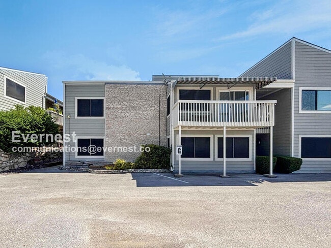 Building Photo - 5801 Thunderbird St Unit # B-23 Rental