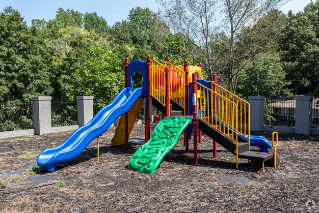 Playground - Elite at 285