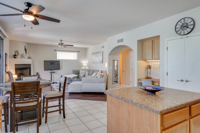 Photo - 1209 W Crystal Palace Pl Unidad SI ID1545713P