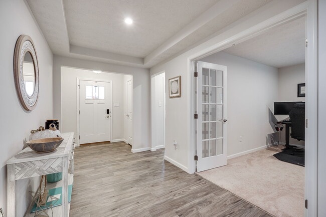 Photo - 194 Cresting Rd