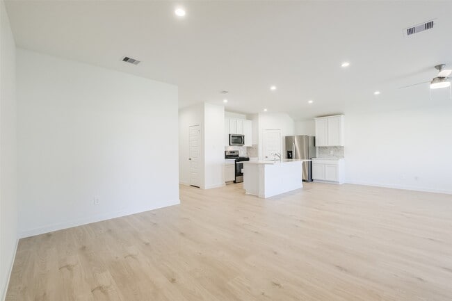 Photo - 31718 Hallington Hl Ln