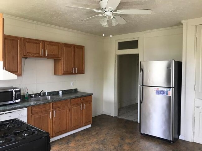 Photo - 78 Greenbush St