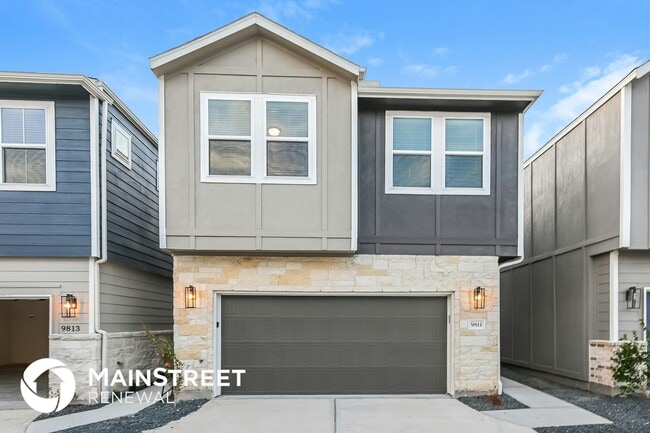 Building Photo - 9811 Falling Fern Ln