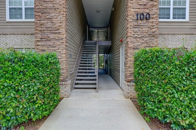 Photo - FIRST FLOOR APARTMENT COMMUNITY POOL!