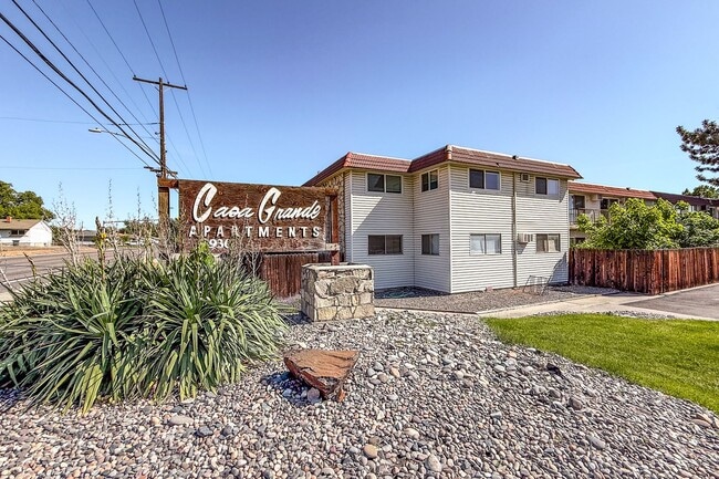 Building Photo - Casa Grande Apartments