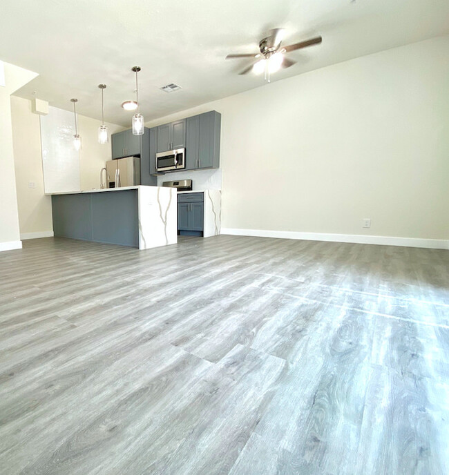 Building Photo - MC Hazeltine Properties, LLC Rental